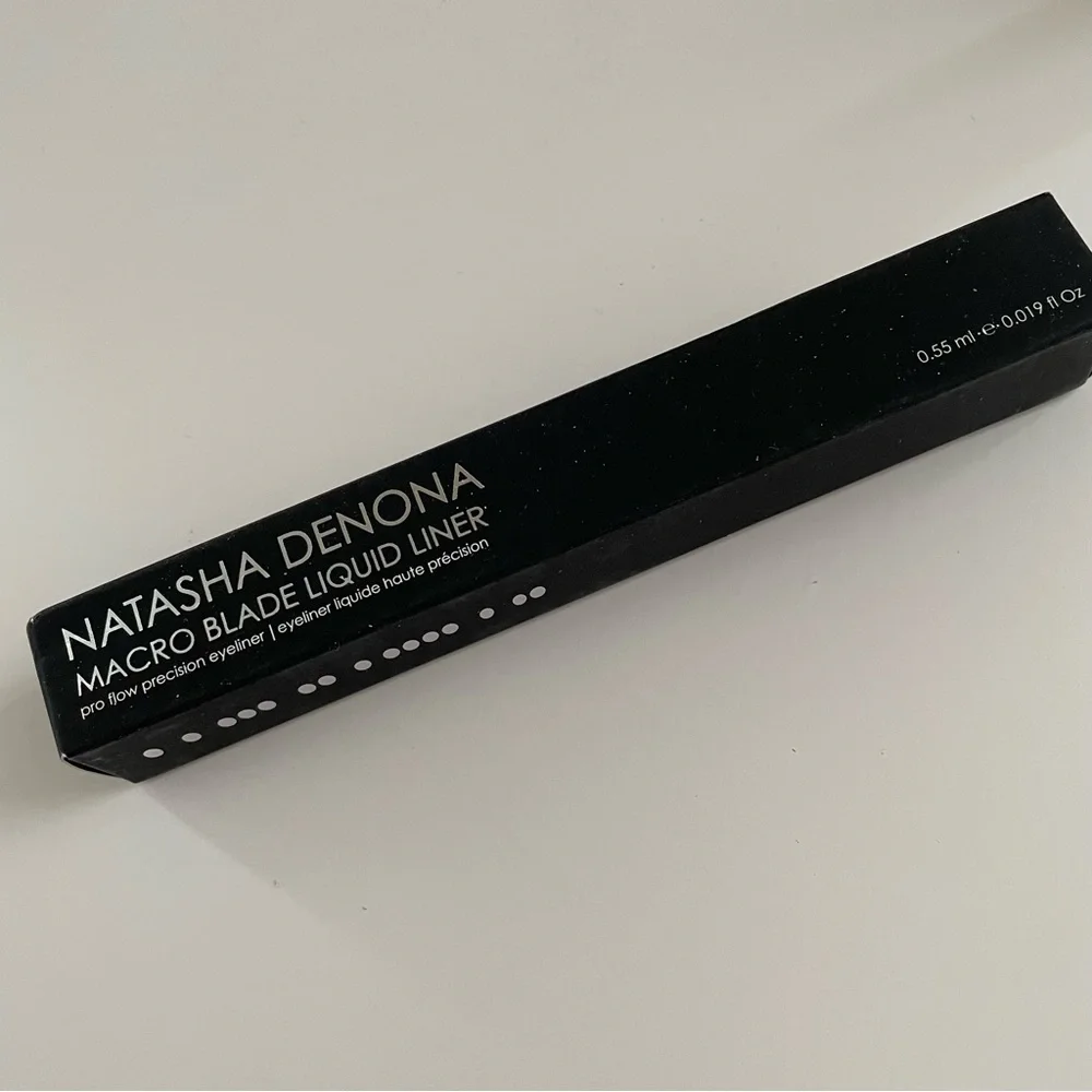 NATASHA DENONA Liquid Pen Eyeliner